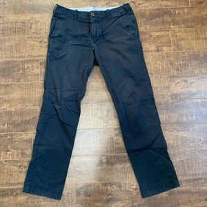 Men’s Hollister Slim Straight Chino Pants, Size 30 x 32